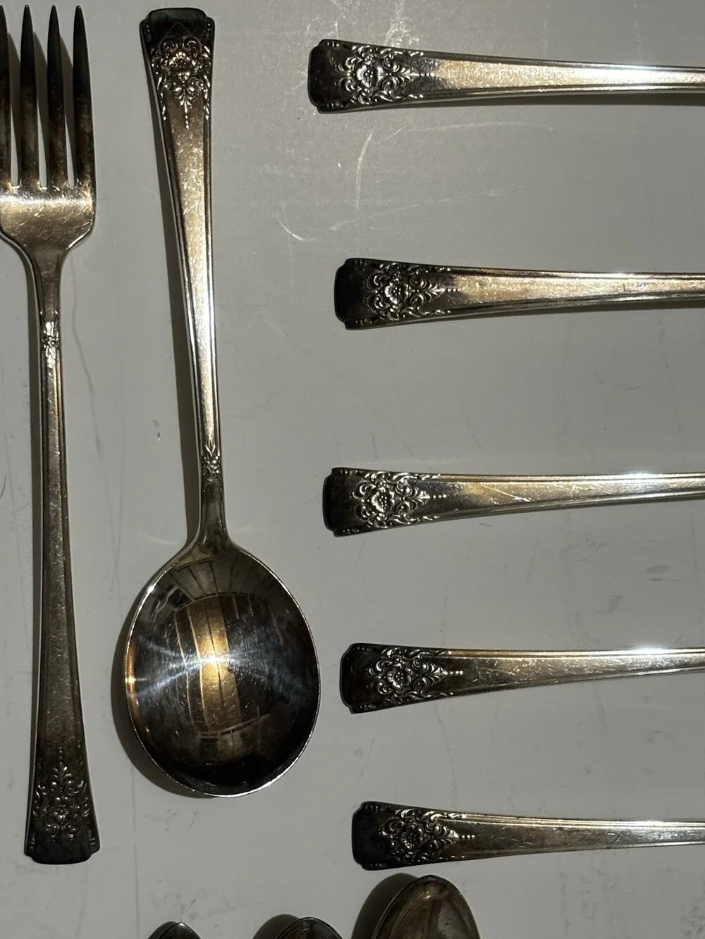 Vintage Rogers Deluxe Silver Plate 22 Serving Pieces Free Shipping